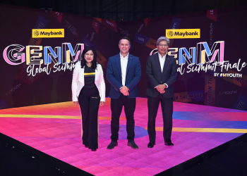 L-R: Group Chief Human Capital Officer of Maybank, Datuk Dr. Nora Manaf; Football Legend, Michael Owen and Group President and CEO of Maybank Group, Datuk Khairussaleh Ramli